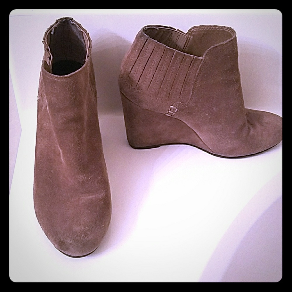 Dolce Vita Booties